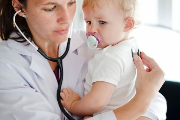 Bronchiolite : comment protéger mon bébé ?